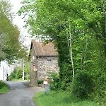 Hotel Logis De La Hulotte 3*