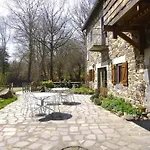 Hotel Logis De La Hulotte