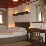 Hotel Logis De La Hulotte Saint-Jacques-d'Ambur
