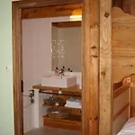 Hotel Logis De La Hulotte