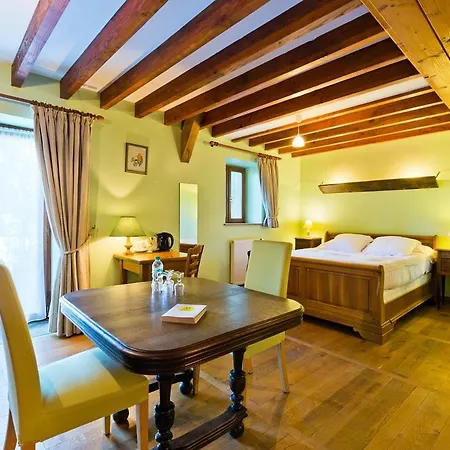 Logis De La Hulotte 酒店 3*