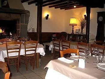 Logis De La Hulotte Saint-Jacques-dʼAmbur