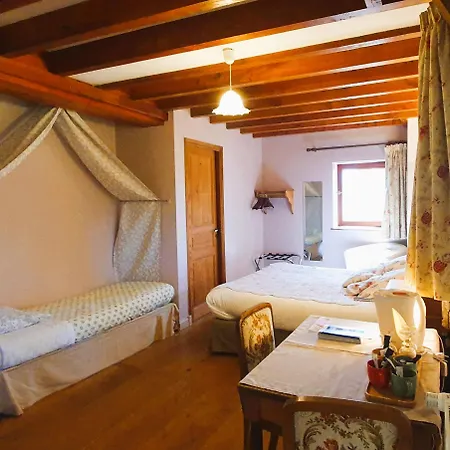 Hotel Logis De La Hulotte 3*